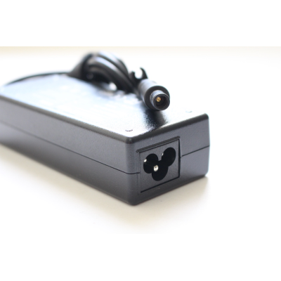 CHARGEUR HP 19V 4.74A 7.4*5.0