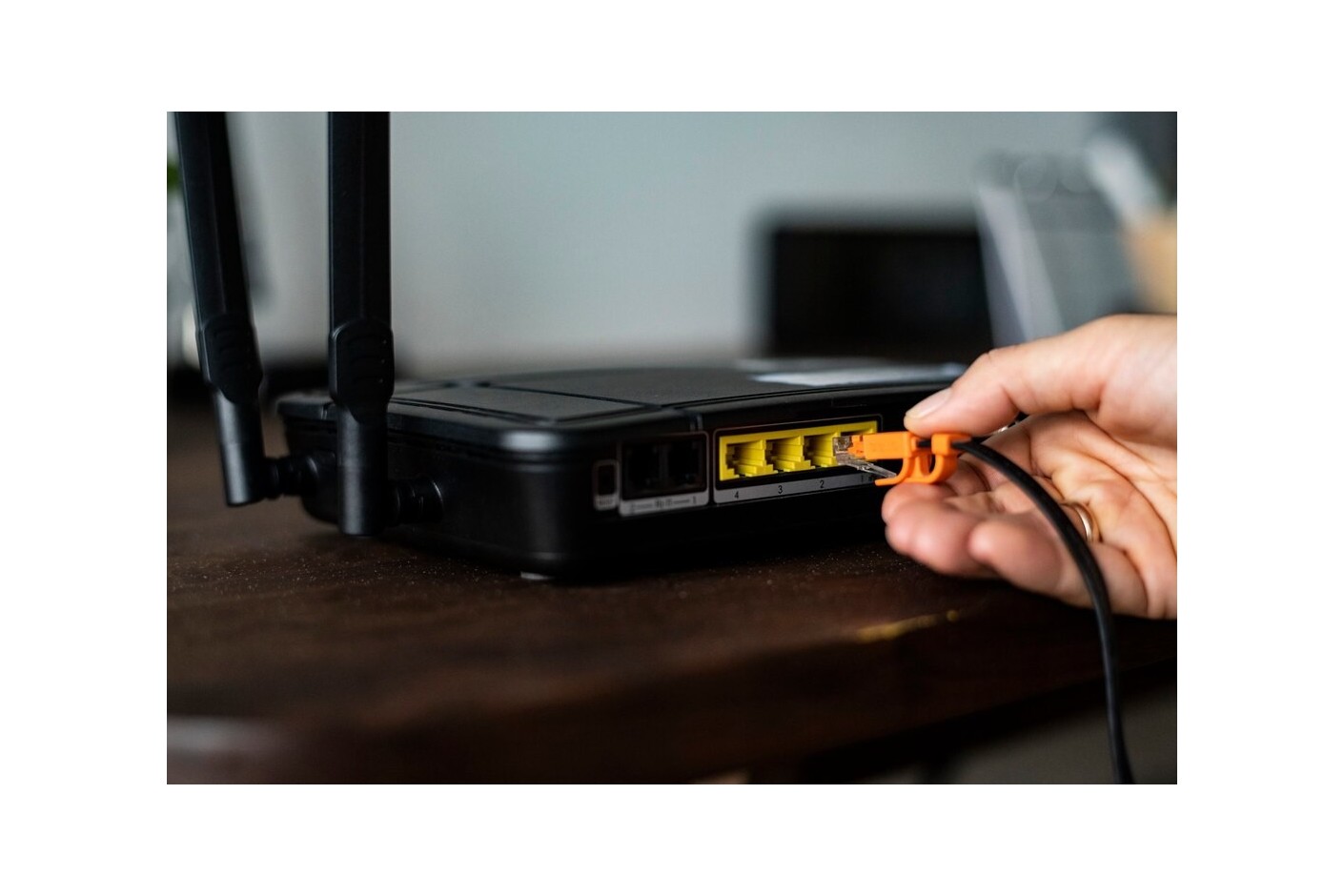 Guide d'Achat 2024 : Choisir le Meilleur Switch Ethernet en Tunisie 